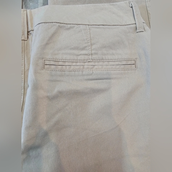 NWT Old Navy Khaki Stretch Twill Pants Women’s Size 6 | 29" Inseam Straight Fit - Picture 7 of 8